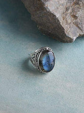 Load image into Gallery viewer, YoTreasure Labradorite Ring Solid 925 Sterling Silver Gemstone Jewelry