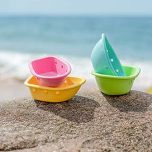 Load image into Gallery viewer, green sprouts Sprout Ware Floating Boats made from Plants (4 boats) | Encourages whole learning the healthy & natural way | Encourages water play & swimming, Fun for bath, pool, water, & sand