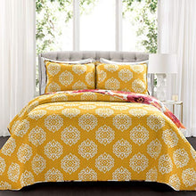 Load image into Gallery viewer, Lush Decor 16T005051 Leah Quilt Floral 3 Piece Reversible, King, Red & Orange
