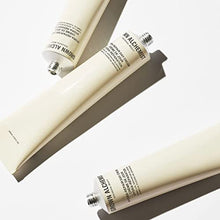 Load image into Gallery viewer, Grown Alchemist Hydra-Repair Day Cream with Camillia, Geranium Blossom &amp; Vitamin E. Face Moisturizer to Prime and Hydrate Skin (65ml).
