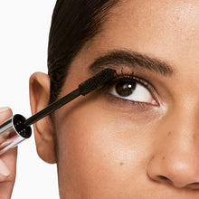 Load image into Gallery viewer, Clinique High Impact Mascara | Lengthening, Volumizing + Safe For Sensitive Eyes, Black
