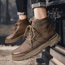 Load image into Gallery viewer, Men's Leather Lace Up Motorcycle Combat Boots Retro Round Toe lug sole Chukka Ankle Boots Casual Waterproof Oxford Dress Work Boot (black,8.5,8.5)
