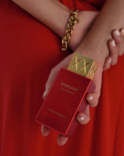 Load image into Gallery viewer, SWISS ARABIAN Shaghaf Oud Ahmar - Luxury Products From Dubai - Long Lasting And Addictive Personal EDP Spray Fragrance - A Seductive, Signature Aroma - The Luxurious Scent Of Arabia - 2.5 oz
