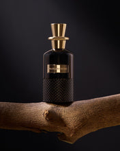 Load image into Gallery viewer, The Only One Exceptional for Men Eau de Parfum | Fresh Woody Spicy Fragrance | Bergamot, Ginger, Black Pepper, Neroli &amp; Akigalawood | Long Lasting Men's Cologne | 3.4 Fl Oz (100ml)

