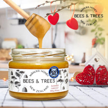 Load image into Gallery viewer, Bees &amp; Trees Manuka Honey 830+ MGO – New Zealand Pure Monofloral, Raw, Bioactive – Unpasteurized Superfood for Wellness – Bioactive, Nutrient-Packed for Immunity &amp; Vitality - 300g (10.6oz) Glass Jar
