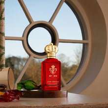 Load image into Gallery viewer, Crown Collection Town and Country by Clive Christian, 1.69 oz
