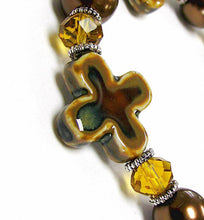 Load image into Gallery viewer, Linpeng Women Porcelain Cross Pearl &amp; Crystal Beads Stretch Bracelet, Gloden Brown
