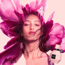 Load image into Gallery viewer, Viktor&amp;Rolf - Flowerbomb Extreme - Eau de Parfum Intense Womens Perfume - Intense &amp; Floral - With Raspberry, Jasmine, Rose, Orange Blossom &amp; Vanilla Bean - 1.7 Fl Oz
