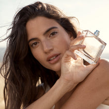 Load image into Gallery viewer, RALPH LAUREN FRAGRANCES Romance - Eau de Parfum - Women's Perfume - Floral &amp; Woody - With Rose, Jasmine, and Berries - Medium Intensity - 3.4 Fl Oz
