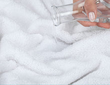 Load image into Gallery viewer, American Soft Linen Luxury 6 Piece Towel Set, 2 Bath Towels 2 Hand Towel 2 Washcloths, 600 GSM 100% Cotton Turkish Towels for Bathroom, White Towel Sets
