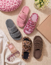 Load image into Gallery viewer, EverFoams Women‘s Fuzzy Open Toe Slippers with Soft Comfy Memory Foam Thick Sole Diva Wild Pink,7-8 US
