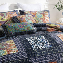 Load image into Gallery viewer, NEWLAKE Bedspread Quilt Set with Real Stitched Embroidery, Paisley Grid Pattern,Queen Size
