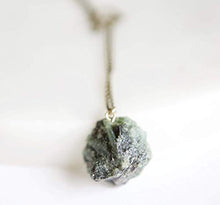 Load image into Gallery viewer, Raw Green Emerald Chunk Freeform Pendant Brass Necklace
