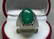 Load image into Gallery viewer, 18 Carat Yemeni Dark Green Aqeeq Mens Ring Sterling Silver 925 Handmade Grape Shape Green Agate Ring Gift for Him Agate Ring Religious Ring (14.5)
