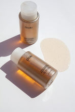 Load image into Gallery viewer, OUAI Detox Shampoo. Clarifying Cleanse for Dirt, Oil, Product and Hard Water Buildup. Get Back to Super Clean, Soft and Refreshed Locks. (10 oz)
