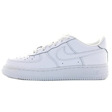 Load image into Gallery viewer, Nike Unisex Air Force 1 LE (GS) Sneaker, Kids, White/White, 4.5Y M US
