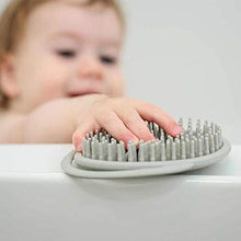 Load image into Gallery viewer, haakaa Silicone Shampoo Brush - Soft Cradle Cap Brush Comb | Hair Scalp Massager, Soft Bristles for Newborns &amp; Toddlers,Ideal Baby Registry Gift - 1pk
