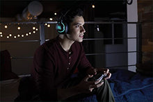Load image into Gallery viewer, JBL Quantum 800 - Wireless Over-Ear Performance Gaming Headset with Active Noise Cancelling and Bluetooth 5.0 - Black

