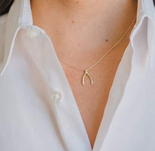 Load image into Gallery viewer, 14k solid yellow gold wishbone necklace, Zoe Lev jewelry
