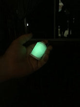 Load image into Gallery viewer, Simthread Glow in The Dark Embroidery Machine Thread (6 Colors 550 Yards)

