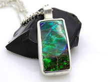 Load image into Gallery viewer, green Ammolite pendant silver, big Ammolite necklace, rare gemstone pendant gift for her, fossil pendant for him, unique mens gift for him
