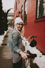 Load image into Gallery viewer, Schwinn Sivica 7 Cruiser Bike for Women with 26-Inch Wheels in Cream, 7-Speed Shimano Drivetrain and Aluminum Step-Through Frame (S37257F40OS)
