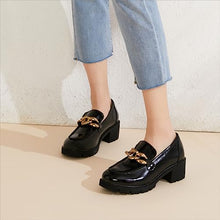 Load image into Gallery viewer, MACNMEUU Chunky Loafers Women Platform Loafers for Women Comfort Slip-on Loafers with Chain Faux Leather Black, Size 5.5
