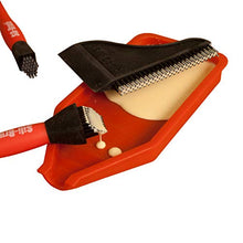 Load image into Gallery viewer, The Complete Silicone Glue Kit Wood Glue Up 4Piece Kit 2 Pack of Silicone Brushes 1 Tray 1 Comb Woodworking Glue Spreader Applicator Set
