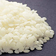 Load image into Gallery viewer, White Beeswax Pellets 2LB/ 32 oz 100% Pure and Natural Triple Filtered for Skin, Face, Body and Hair Care DIY Creams, Lotions, Lip Balm and Soap Making Supplies
