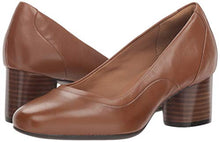 Load image into Gallery viewer, Clarks womens Un Cosmo Step Pump, Dark Tan Leather, 9.5 US
