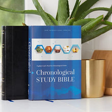 Load image into Gallery viewer, NIV, Chronological Study Bible, Leathersoft, Black, Comfort Print: Holy Bible, New International Version
