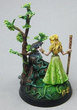 Load image into Gallery viewer, RPR03563 Tinley the Female Wizard by Reaper Miniature
