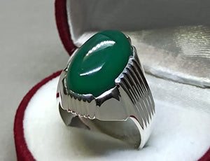 18 Carat Yemeni Dark Green Aqeeq Mens Ring Sterling Silver 925 Handmade Grape Shape Green Agate Ring Gift for Him Agate Ring Religious Ring (14.5)