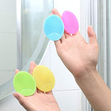 Load image into Gallery viewer, Face Scrubber,Soft Silicone Facial Cleansing Brush Pad Exfoliator Scrub Scrubby for Massage Pore Blackhead Removing Exfoliating-Unique Cool Fun Christmas Gift Present for Girl Sister Best Friend Women

