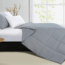 Load image into Gallery viewer, HOMBYS Down Alternative Blanket King Size All Season Lightweight Bed Quilted Blanket with 8 Corner Tabs,90" x 108",Grey
