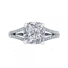 Load image into Gallery viewer, 101 Facets 2 Carats Realistic Princess Cushion Cut NSCD Simulated Diamond Solitaire Split Shank Ring 925 Silver Platinum Plated RSPLIT50
