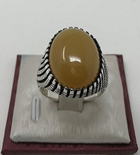 Load image into Gallery viewer, KAR 925K Stamped Solid Sterling Silver Yemeni Agate (Aqeeq) Men&#39;s Ring P3A (12.5)

