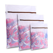 Load image into Gallery viewer, GOGOODA 3 PCS Laundry Mesh Bags Delicates Wash Bags for Lingerie Stockings (1 Large 16 x 20 Inches, 1 Medium 12 x 16 Inches, 1 Small 8 x 12 Inches)

