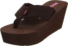 Load image into Gallery viewer, Rocket Dog Women's Diver, Tribal Brown Webbing, 7 M US
