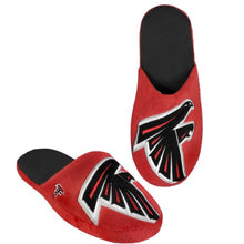 Load image into Gallery viewer, FOCO NFL 2011 Big Logo Men Slipper Tpr Sole, Atlanta Falcons, X-Large
