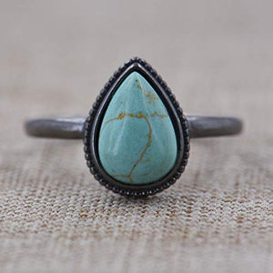 DELLA MODA Teardrop Moonstone Ring | Hypoallergenic .925 Sterling Silver | Size 8