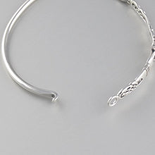 Load image into Gallery viewer, FashionJunkie4Life 925 Sterling Silver Irish Claddagh Celtic Knot Bangle Bracelet
