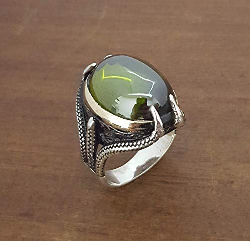 Beautiful Handcrafted 925K Sterling Silver Mens Ring With CZ Peridot Stone