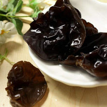 Load image into Gallery viewer, Black Fungus Dried Wholesale Mushrooms Organic Auricularia 黑木耳 0.33lb 5.3oz 150g
