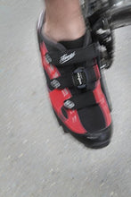 Load image into Gallery viewer, Wahoo RPM Speed and Cadence sensor for iPhone, Android and Bike Computers
