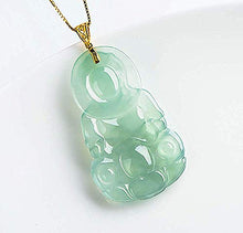 Load image into Gallery viewer, Vintage Style Pendant Necklace, Natural AAAAA Grade Burma High Ice Flower Emerald Jade Jade Hand Carved Guanyin Pendant Necklace Men and Women Neck Accessories Send Silver Necklace
