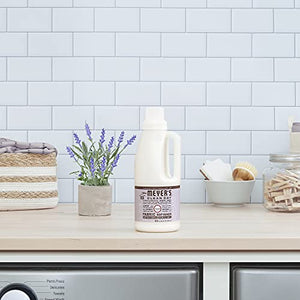 Mrs. Meyer's Clean Day Liquid Fabric Softener, Cruelty Free Formula Infused with Essential Oils, Paraben Free, Lavender Scent, 32 oz (32 Loads)