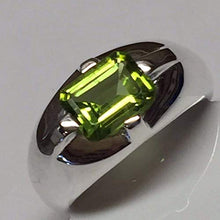 Load image into Gallery viewer, Natural 2ct Green Peridot 925 Solid Sterling Silver Unisex Ring Size 6
