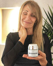 Load image into Gallery viewer, Anti Aging Skin Care Set: Retinol Cream, Vitamin C Serum &amp; Firming Eye Cream for a glowing and radiant skin. The Best Beauty Gift Sets for Women

