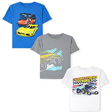 Load image into Gallery viewer, The Children&#39;s Place Boys&#39; Short Sleeve Fast Cars Graphic T-Shirt 3-Pack, AU Vehicle, X-Small
